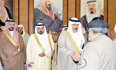 أهالي المناطق لـ «سلمان»: بايعنا عضيد الملك حبا وولاء