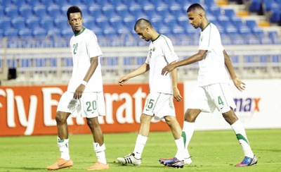 جماهير الأخضر السعودي: الكرة تتراجع في بلادنا .. والكل مسؤول