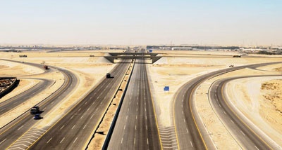 كبر مساحة المملكة وفر مجالات عمل في البنى التحتية للعديد من الشركات الوطنية