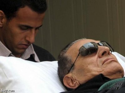 توقعات بصدور عفو عن مبارك لكبر سنه وحالته الصحية