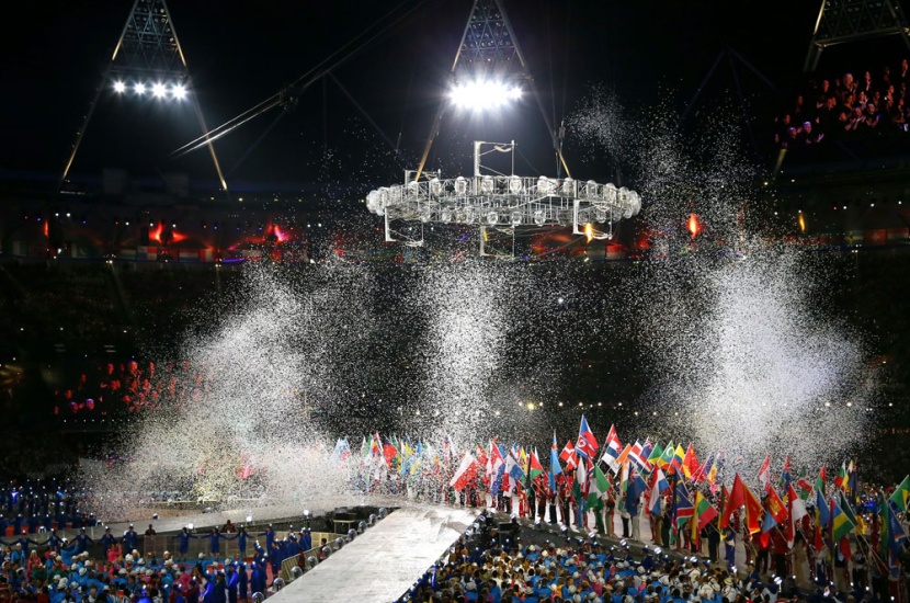 أمريكا تزيح الصين عن صداراة الأولمبياد.. والأسطورة الأولمبية تفرد جناحيها لفيلبس وبولت - فيديو