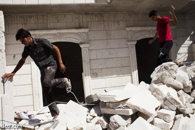 قصف للنظام السوري يقتل 10 أفراد من عائلة واحدة بينهم 7 أطفال