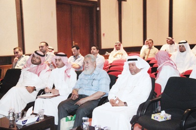 «أدبي الرياض» يقيم أمسية شعرية لأكثر من 20 شاعرا وشاعرة من الوطن العربي