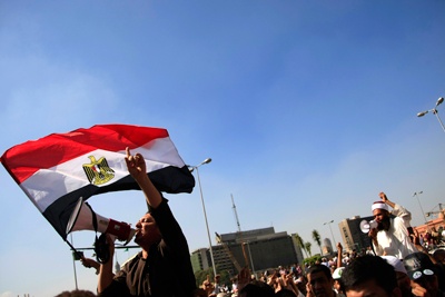 ميدان التحرير يتحول الى "حرب شوارع" في جمعة محاسبة الرئيس