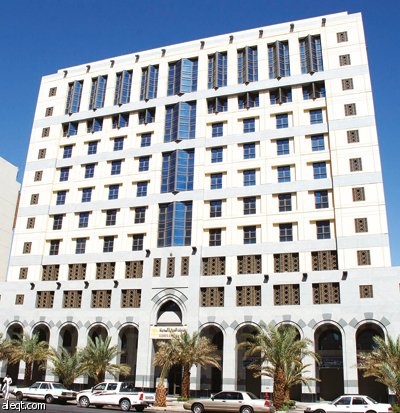 شركة شبه الجزيرة للمقاولات .. الرواد في مجال الإنشاءات