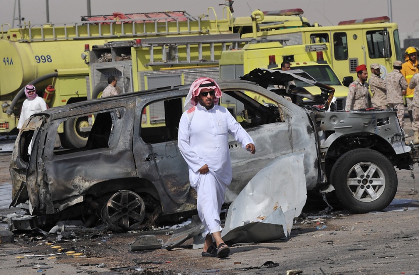 قصة مصورة.. انفجار شاحنة الغاز في الرياض بعدسات وكالات الأنباء