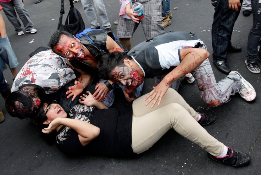 قصة مصورة : يوم الزومبي في المكسيك والبرازيل