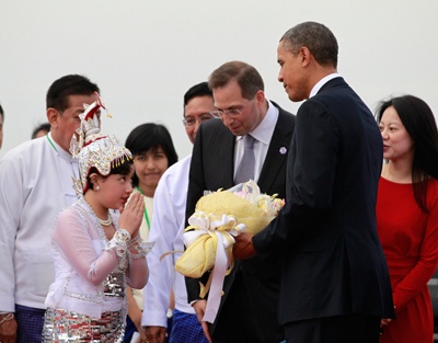أوباما يلتقي الرئيس البورمي في رانغون