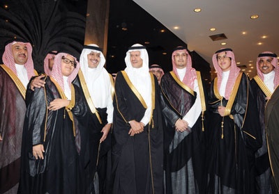 سلطان بن فهد بن سلمان يحتفل بزفافه على كريمة منصور بن مشعل