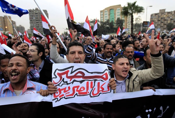 مصر : استقالة ثلاثة من أعضاء الهيئة الاستشارية للرئيس مرسي