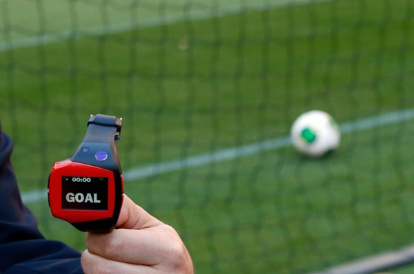 قصة مصورة : نظام مراقبة خط المرمى يستقطب الاهتمام في كأس العالم للاندية