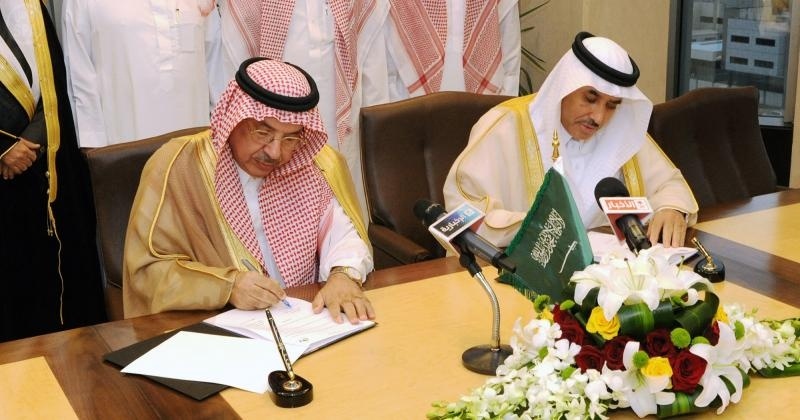 صوامع الغلال توقع اتفاقية توزيع أعلاف التسمين للماشية مع مجلس الجمعيات التعاونية