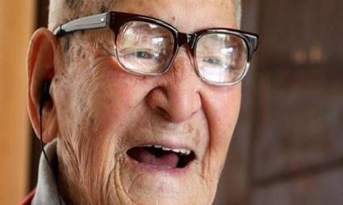 ياباني عمره 115 عاما يصبح أكبر معمر حي في العالم