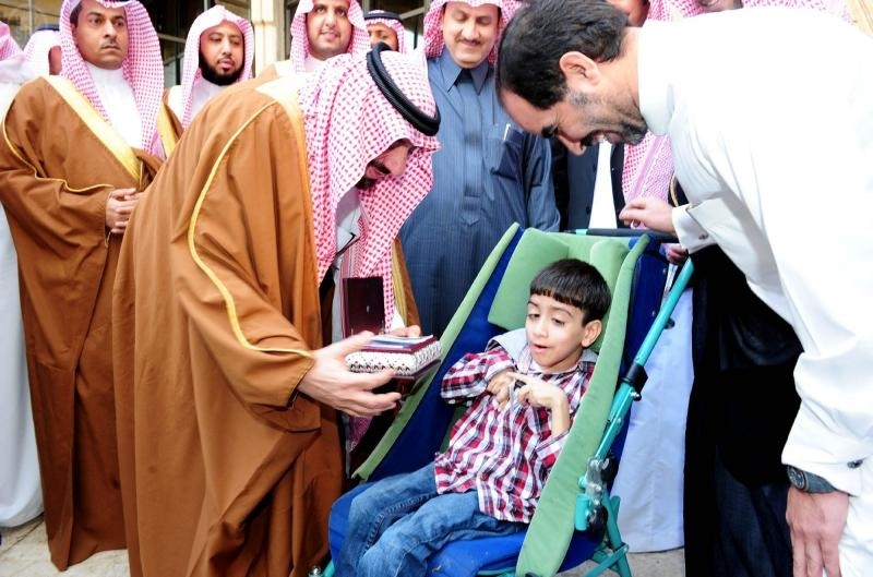 نائب أمير الشرقية يدشن برنامج السيارات المجهزة للأشخاص ذوي الإعاقة