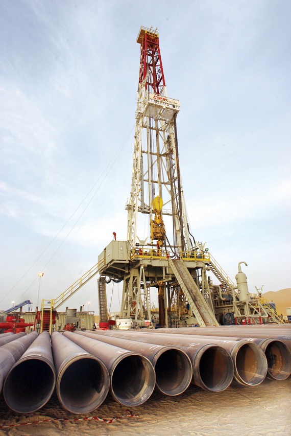 تقرير: وتيرة الاستهلاك المتصاعدة تفقد السعودية مخزونها النفطي خلال عقدين