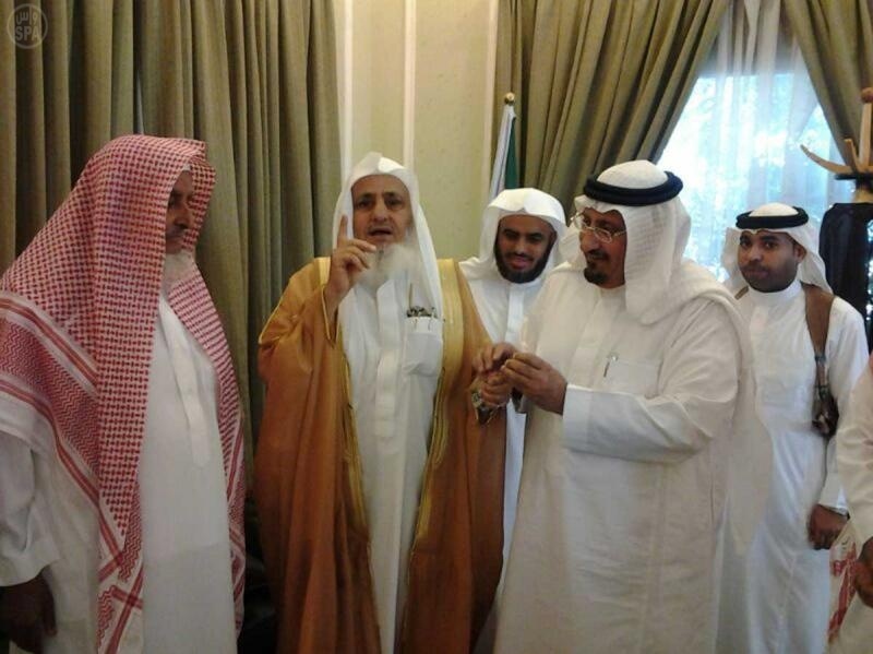 تسليم عددا من الوحدات السكنية في إسكان الملك عبدالله بن عبدالعزيز التنموي بجازان
