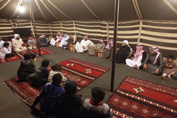 قصة مصورة : أطفال "إنسان" يستمتعون بالأجواء الباردة في الثمامة