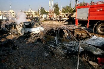 المرصد السوري : ارتفاع حصيلة القتلى في الانفجارين اللذين وقعا في جامعة حلب إلى 83 قتيل
