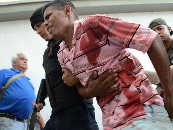 قصة مصورة: 61 قتيل نتيجة  تمرد داخل سجن في فنزويلا