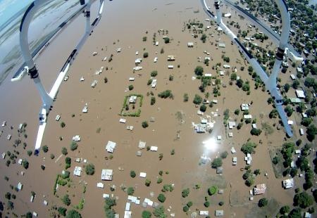 قصة مصورة : مقتل 70 شخصا على الأقل بسبب الأمطار فى موزمبيق