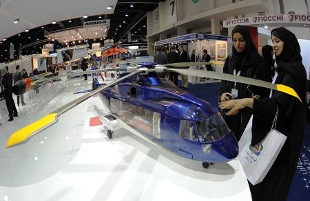 قصة مصورة: فعاليات معرض الدفاع الخليجي في أبوظبي