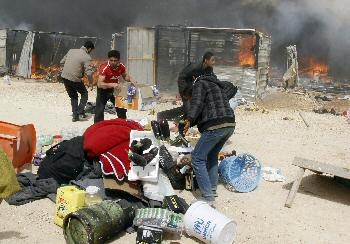 احتراق 35 خيمة بمخيم الزعتري للاجئين السوريين