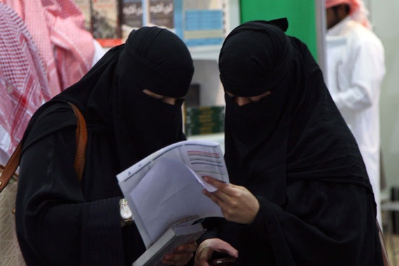 قصة مصورة : لا تسعير للكتب في معرض الكتاب