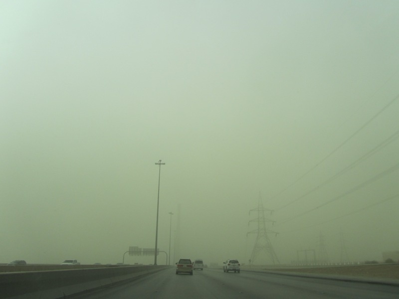 قصة مصورة: الغبار يجتاح الرياض