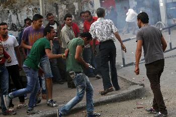 مقتل شخص وإصابة 66 آخرين حصيلة اشتباكات أحداث كاتدرائية العباسية بمصر