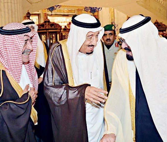 الملك: وحدة السعوديين وتكاتفهم تدحر كيد الكائدين وتردهم خائبين