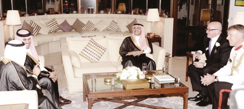 أمير الرياض في حفل السفارة البريطانية