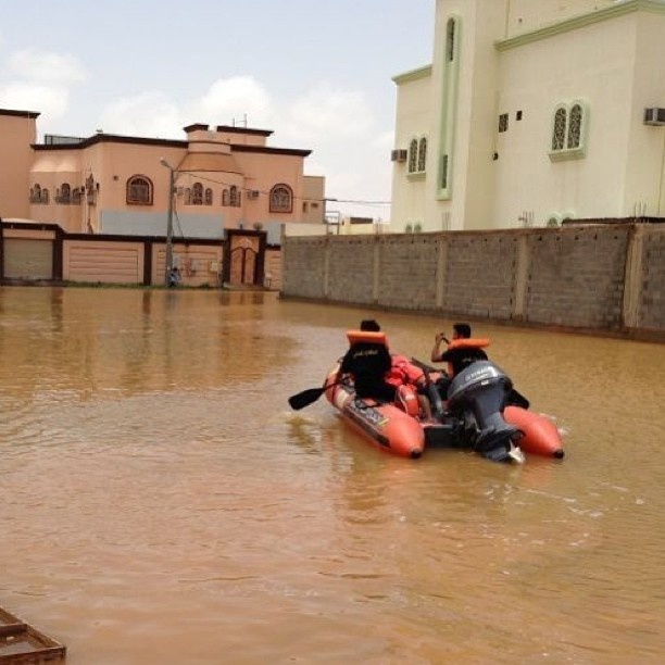 الدفاع المدني: إخلاء ما يزيد عن 862 شخصاً جراء الأمطار والسيول في جميع مناطق المملكة