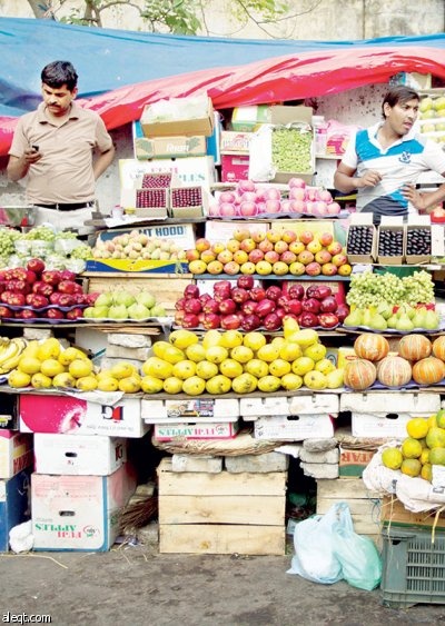 باعة فاكهة في نيودلهي