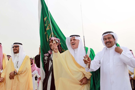 قصة مصورة : انطلاق مهرجان الرياض للتراث والأسر المنتجة