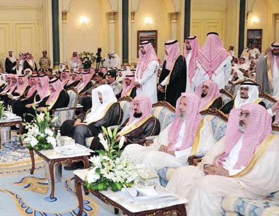 الأمير سعود بن نايف للمتسابقين : لا تنسوا الدعاء لوالدكم نايف
