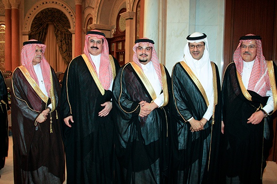 المناسبات