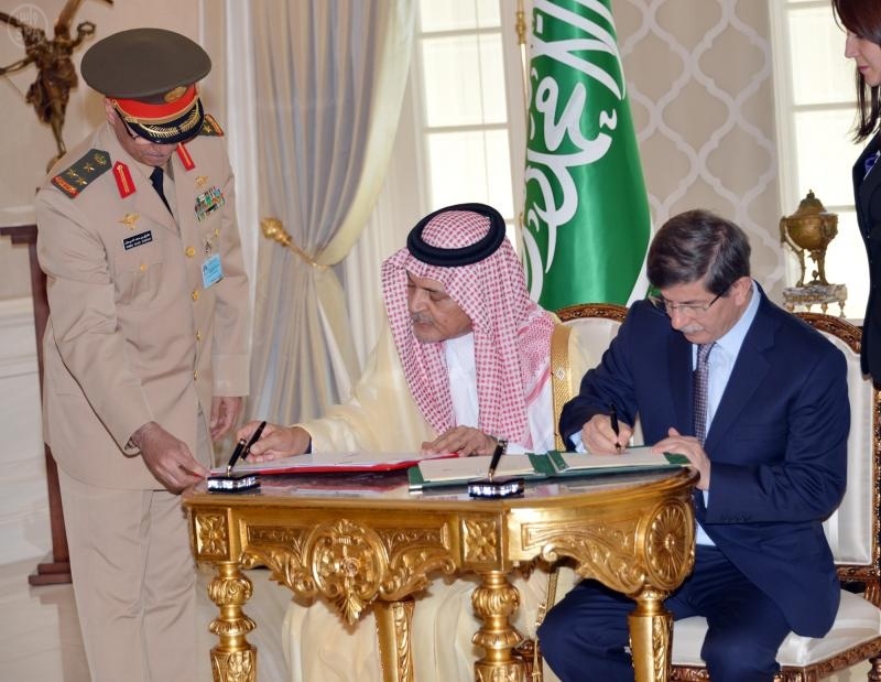 السعودية وتركيا توقعان اتفاقية للتعاون العسكري