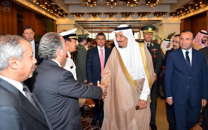 ولي العهد يصل إلى جدة قادماً من تركيا