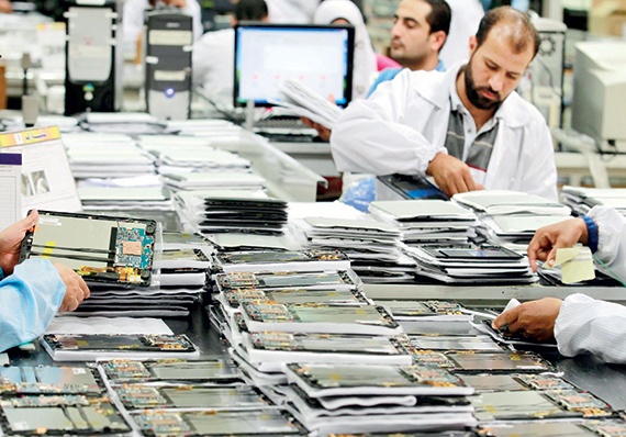 "إينار" اول جهاز لوحي بصناعة مصرية