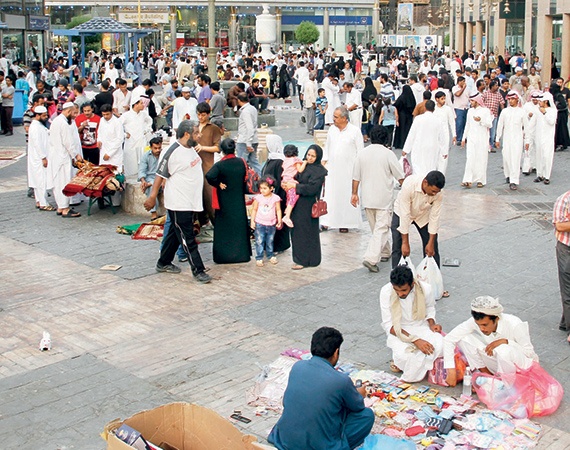 بلد جدة .. زحام البيع  قبل المغادرة