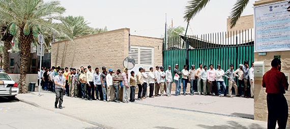 50 ألف هنديّ ينتظرون «الخروج النهائي» لمغادرة السعودية