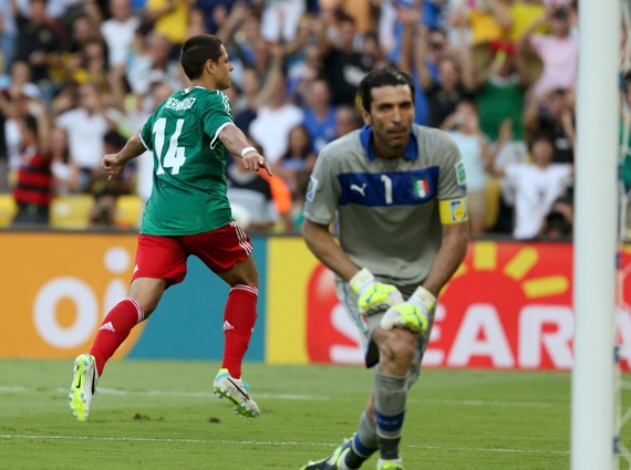 بيرلو وبالوتيللي يقودان إيطاليا لهزيمة المكسيك في كأس القارات