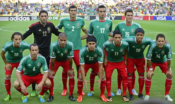 بيرلو وبالوتيللي يقودان إيطاليا لهزيمة المكسيك في كأس القارات
