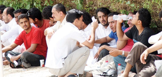 أيام.. وينتهي الانتظار