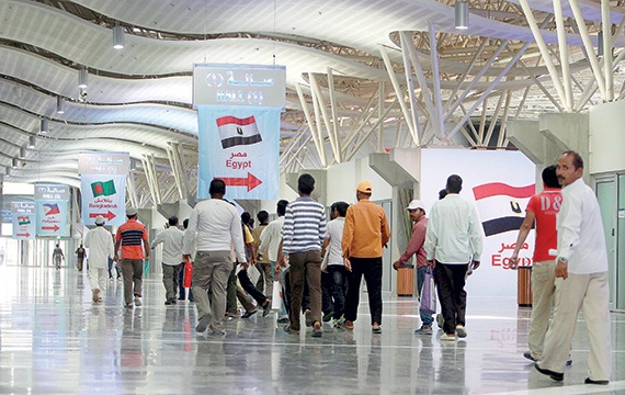 لقاء السفارات وتصحيح الأوضاع فرصة لتقليل الاستقدام