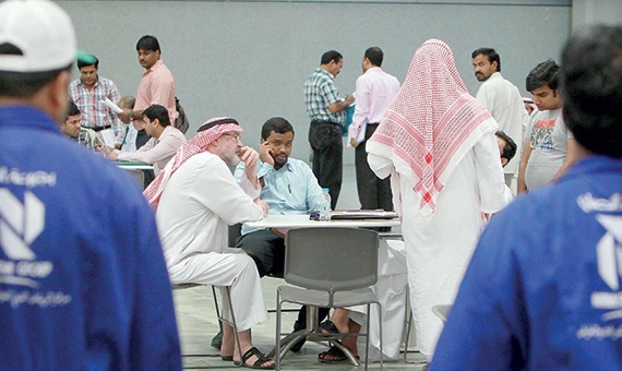 لقاء السفارات وتصحيح الأوضاع فرصة لتقليل الاستقدام