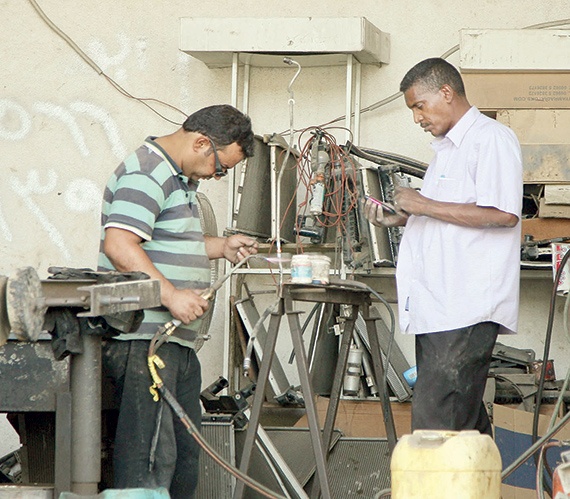صناعية جدة.. أعمال تحتاج إلى مهارة