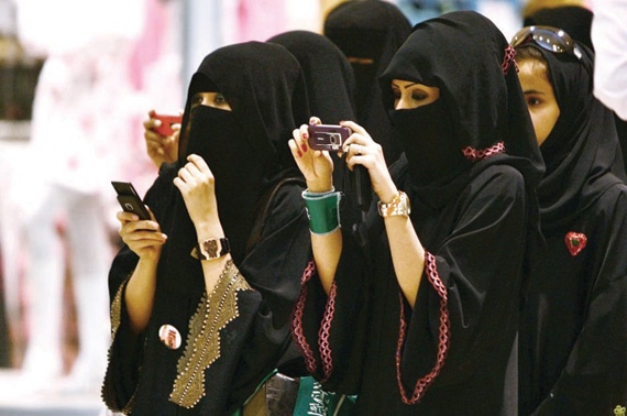 71 % من مستخدمي الهواتف الذكية يحتفظون بأجهزتهم القديمة .. البيانات والصور أهم