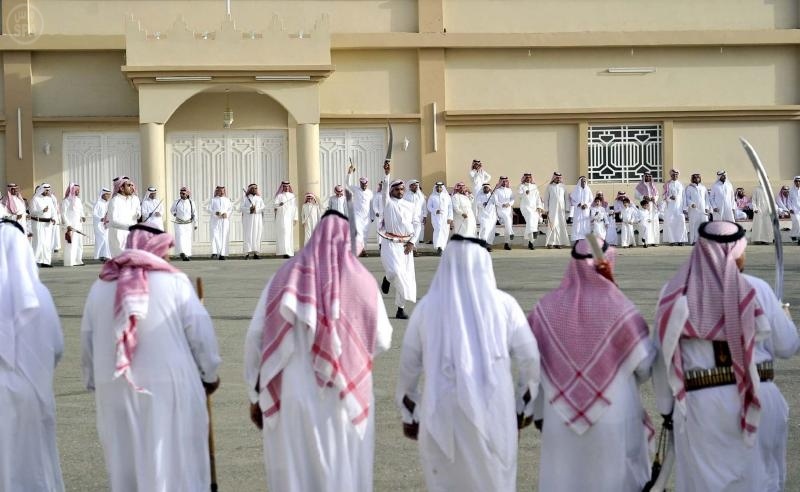 العرضة وفنونها .. قصة تتوارثها الأجيال في الباحة