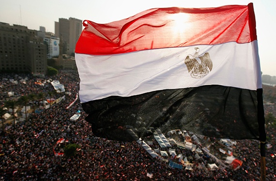 مصريون يحتشدون في مظاهرات تاريخية للإطاحة بمرسي.. والضحايا 4